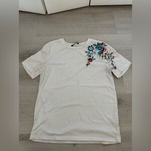 cute floral embroidered tshirt